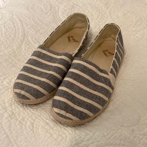 “Report” Striped Chambray and White Slip-Ons- size 6.5